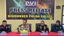 Biddokkes Polda Sulsel Gelar Press Release Penanganan Korban Laka Pesawat ATR 42-500